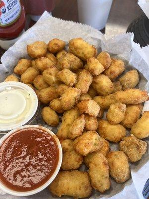 Fried cheese curds! yes!