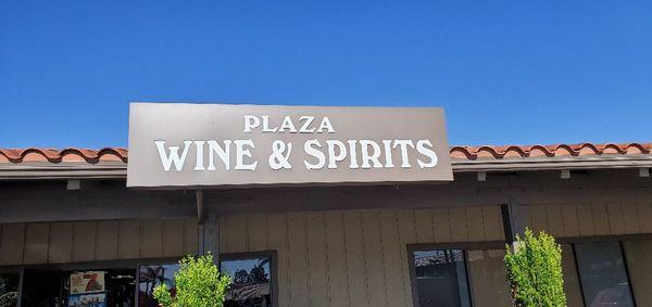 Plaza wine and spirits