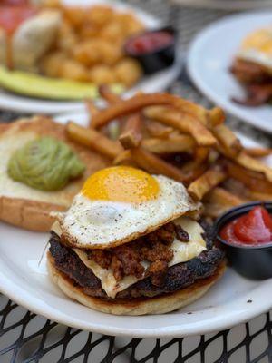 Breakfast burger