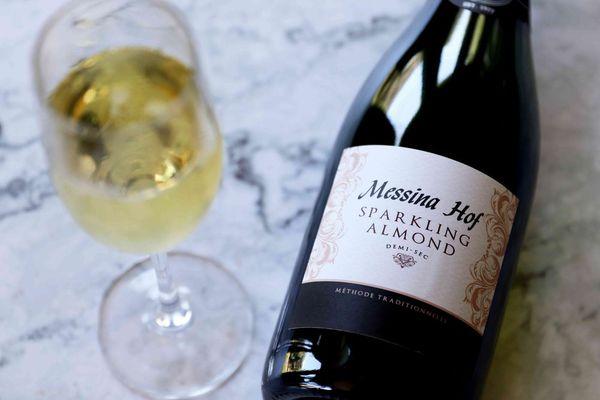 Messina Hoff Sparkling Almond