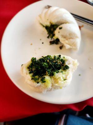 Inside steamed vegetable buns