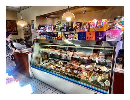 Racine Bakery @ 6216 S Archer Ave, Chicago, IL  Great Polish/Lithuanian Bakery & Fresh Deli.Meats & Sausages.Imported European Goods.Cool!