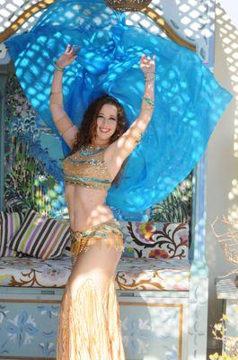 Bellydance With Henna