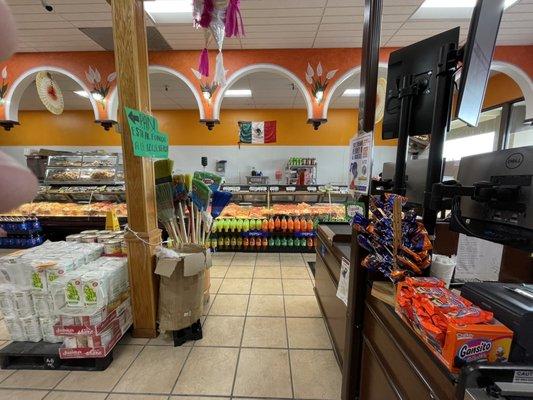 Los Guerreros, Tienda Y Carniceria,