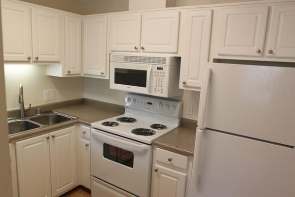 Updated Kitchens | Waters Edge Apartments, Sacramento | Apartment For Rent Sacramento