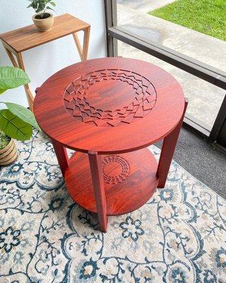 The Cydonia Accent Table