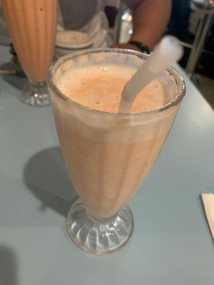 Papaya milkshake