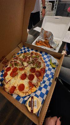 byo pizza and buffalo wings