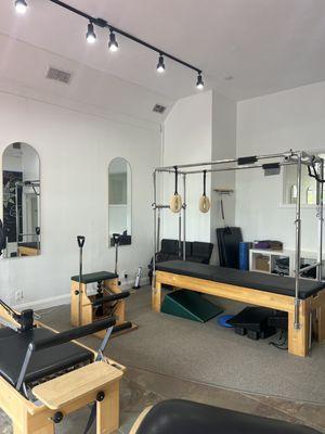 Pilates - One Hour Private Pilates Reformer