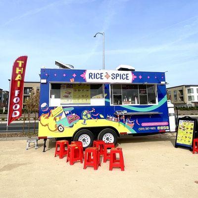 Food truck set up