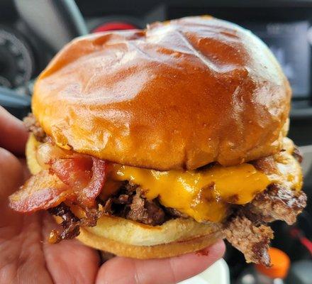 Bbq bacon Meltburger,  Local Kitchens @Roseville