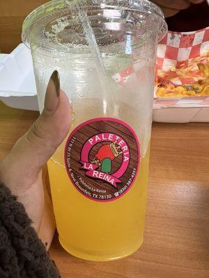 Agua de piña