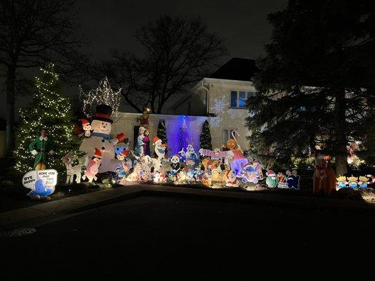 Lincolnwood Towers Christmas Lights