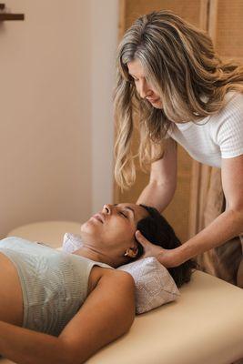 Dr. Jenny offers chiropractic care for pregnant and postpartum moms, and fertility work (Mercier Therapy).