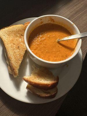 Tomato Basil soup/Grilled Cheese