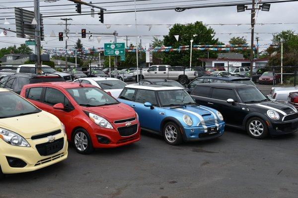 GREAT SELECTION OF COMPACT VEHICLES