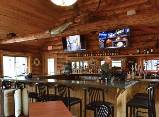 Sports Bar at Aberdeen Restaurant & Bar