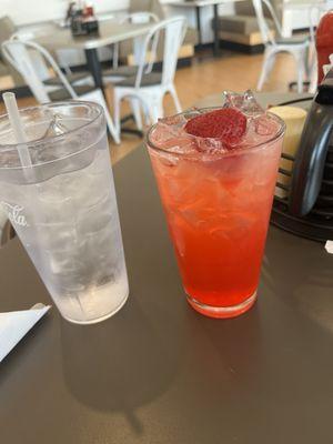 Sparkling Strawberry Lemonade