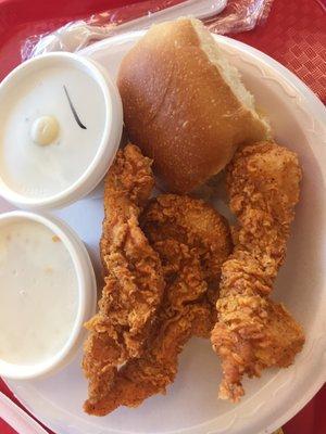 4 piece spicy tenders with mash potatoes and gravy