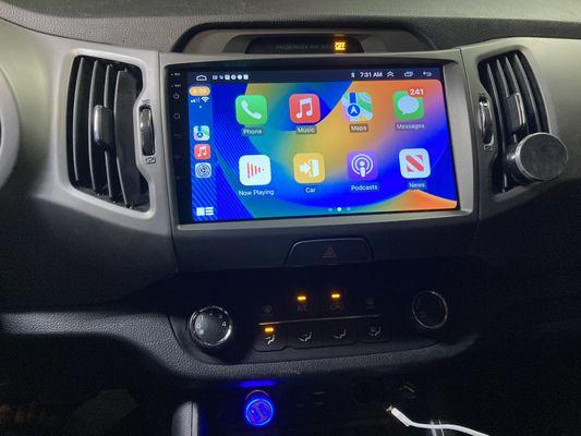 2016 Kia Sportage with Android/CarPlay deck installed.