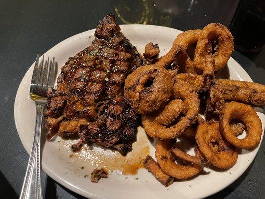 12oz. Ribeye and onion rings