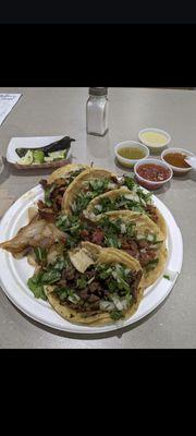 Mixed taco plate