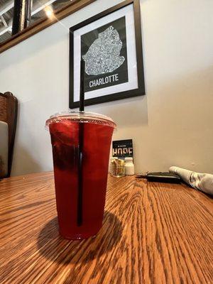 Hibiscus and vanilla iced tea