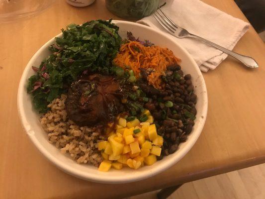 Blackened chicken bowl