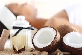 Massage with coconut oil can soothe and relax tight muscles in your body. This is great if you are tired due to physical activity！