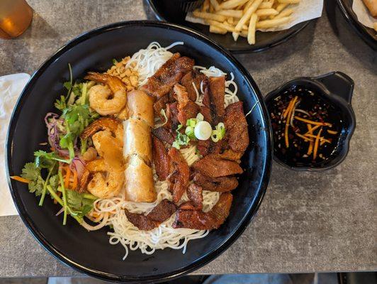 No. 37 Vermicelli with pork, shrimp and eggroll