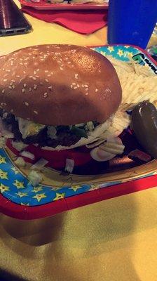 Una de las variedades,Hamburguesa (con aguacate)