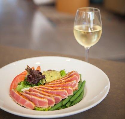 Seared Ahi Tuna Salad