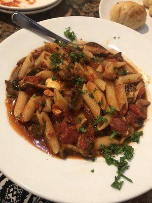 Penne in mushroom sauce