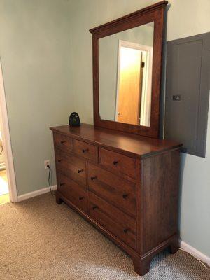 Dresser