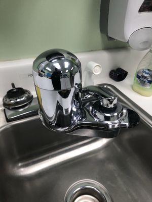 Polishing sink fixtures