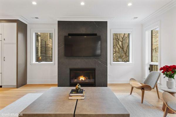 Modern, floor-ceiling fireplace design