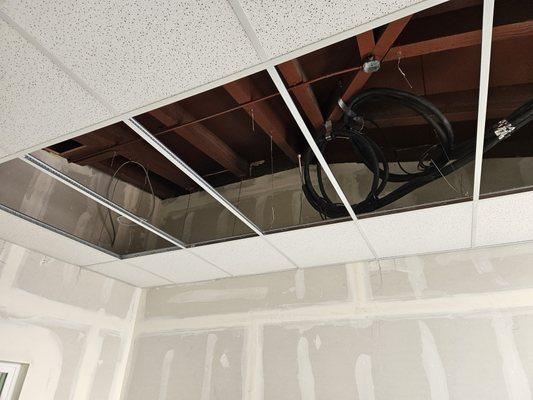 Acoustic Comercial TBAR ceiling