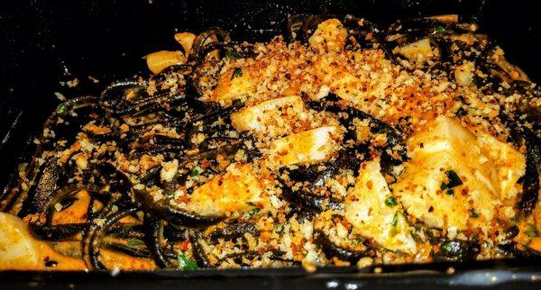 Squid Ink Linguini: Scallops, smoked mussel brodo, Calabrian chilies, breadcrumbs. $21