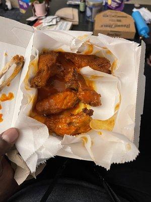 Classic Wings