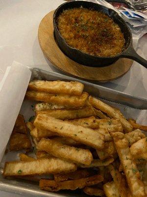 Chesapeake Crab Dip & bread