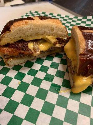 Pretzel burger