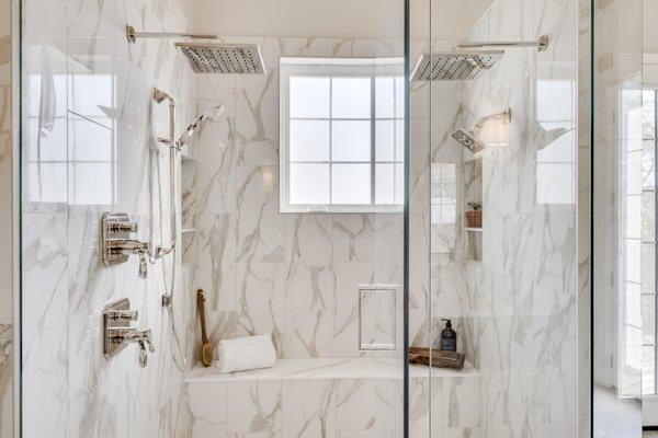 This recent design shoot highlights both the overall aesthetic and thoughtfully crafted details in this gorgeous bath remodel.