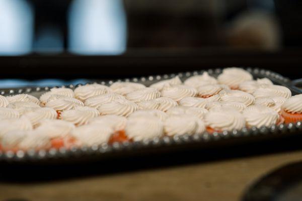 Strawberry mini cupcakes