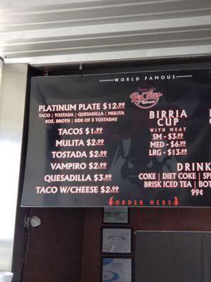 Menu with prices that are not correct (at least for me).