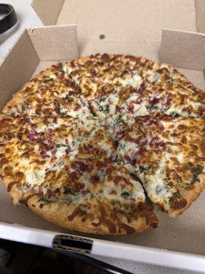 Chicken bacon & spinach Alfredo pizza