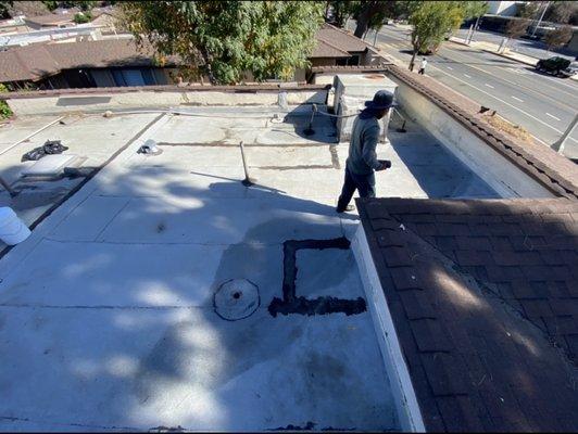 The roof cleaned and prepped ready for the actually sealing to begin