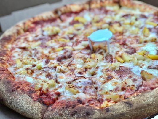 Hawaiian Pizza