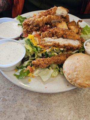 Fried chicken club salad