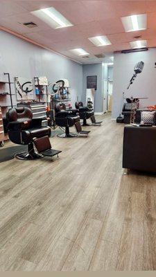 We also offer barbershop chair rentals available for weekly rental.