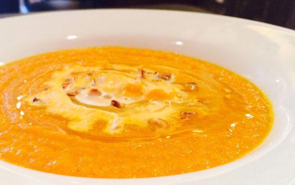 Carrot and Toasted Fennel Soup with cream and hazelnuts